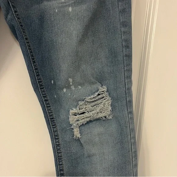 Men's Distressed Skinny Jeans in Classic Blue - Picture 4 of 9